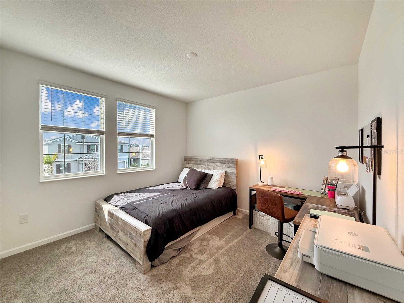 OLD HICKORY PH 1 & 2 - Residential Lease