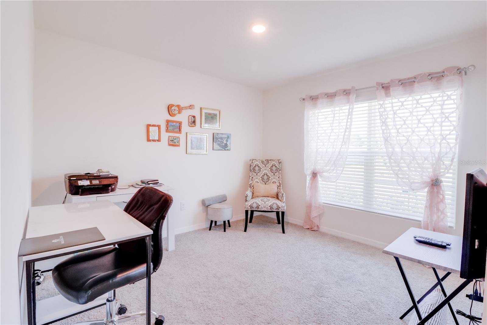 MARION OAKS UN EIGHT FIRST RE - Residential