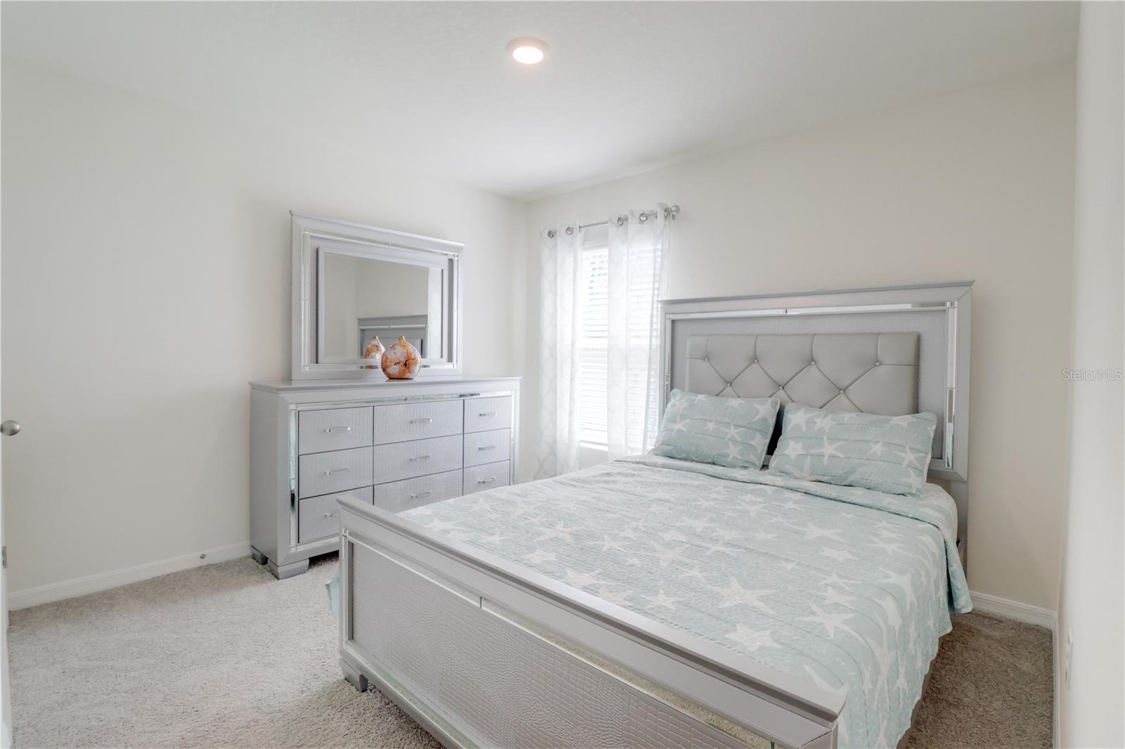 MARION OAKS UN EIGHT FIRST RE - Residential