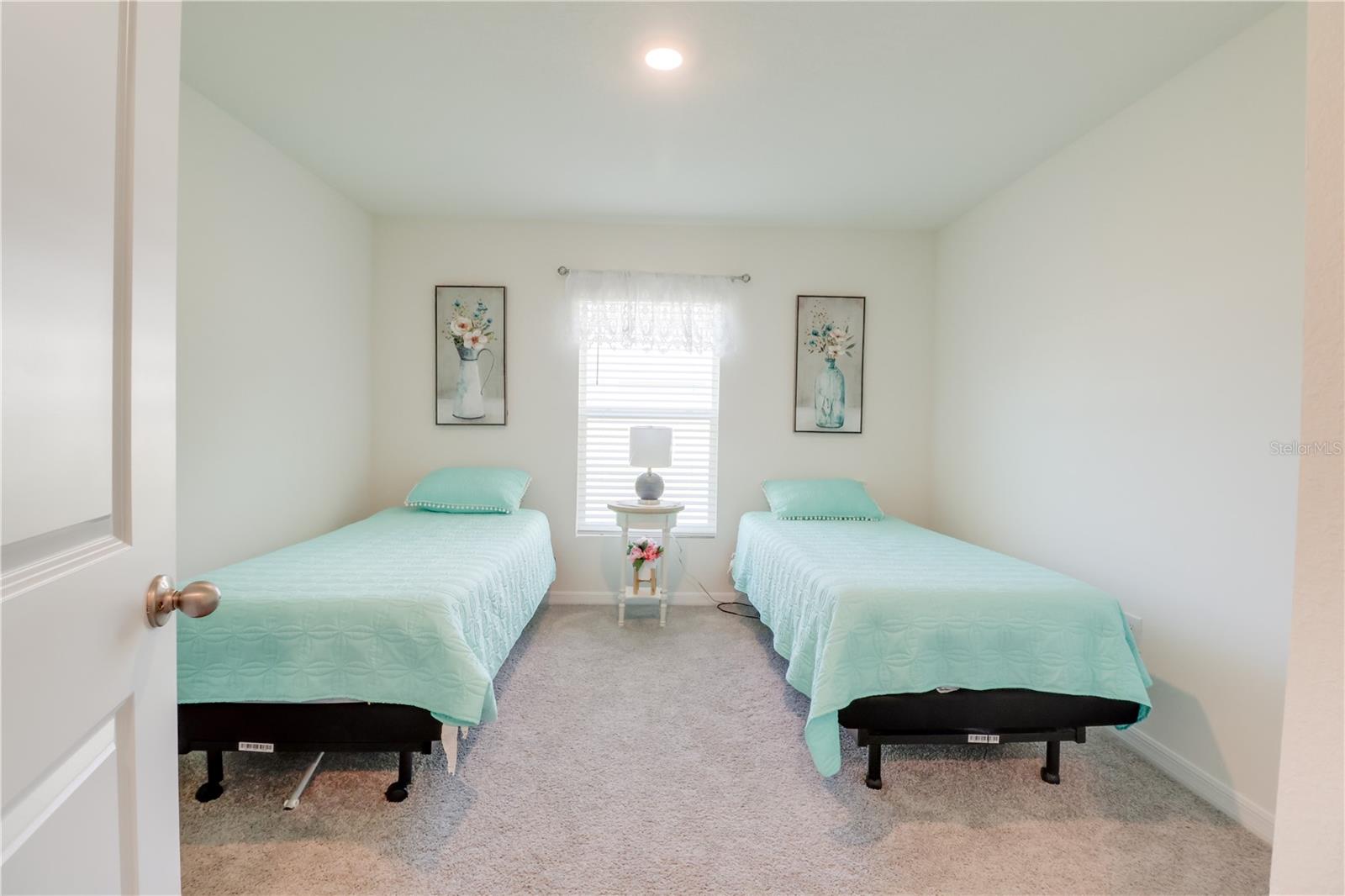 MARION OAKS UN EIGHT FIRST RE - Residential