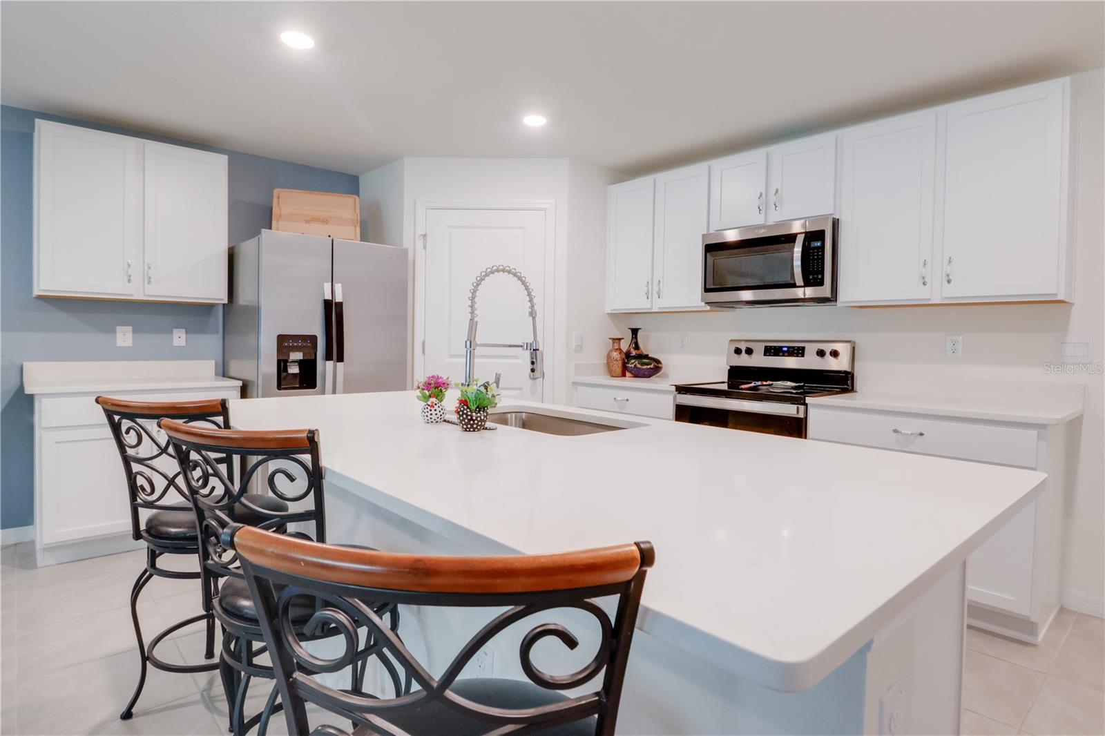 MARION OAKS UN EIGHT FIRST RE - Residential