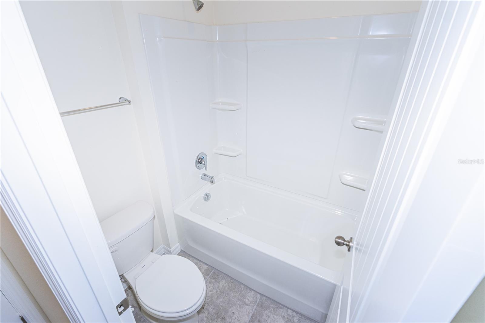 HARMONY WEST - Residential Lease