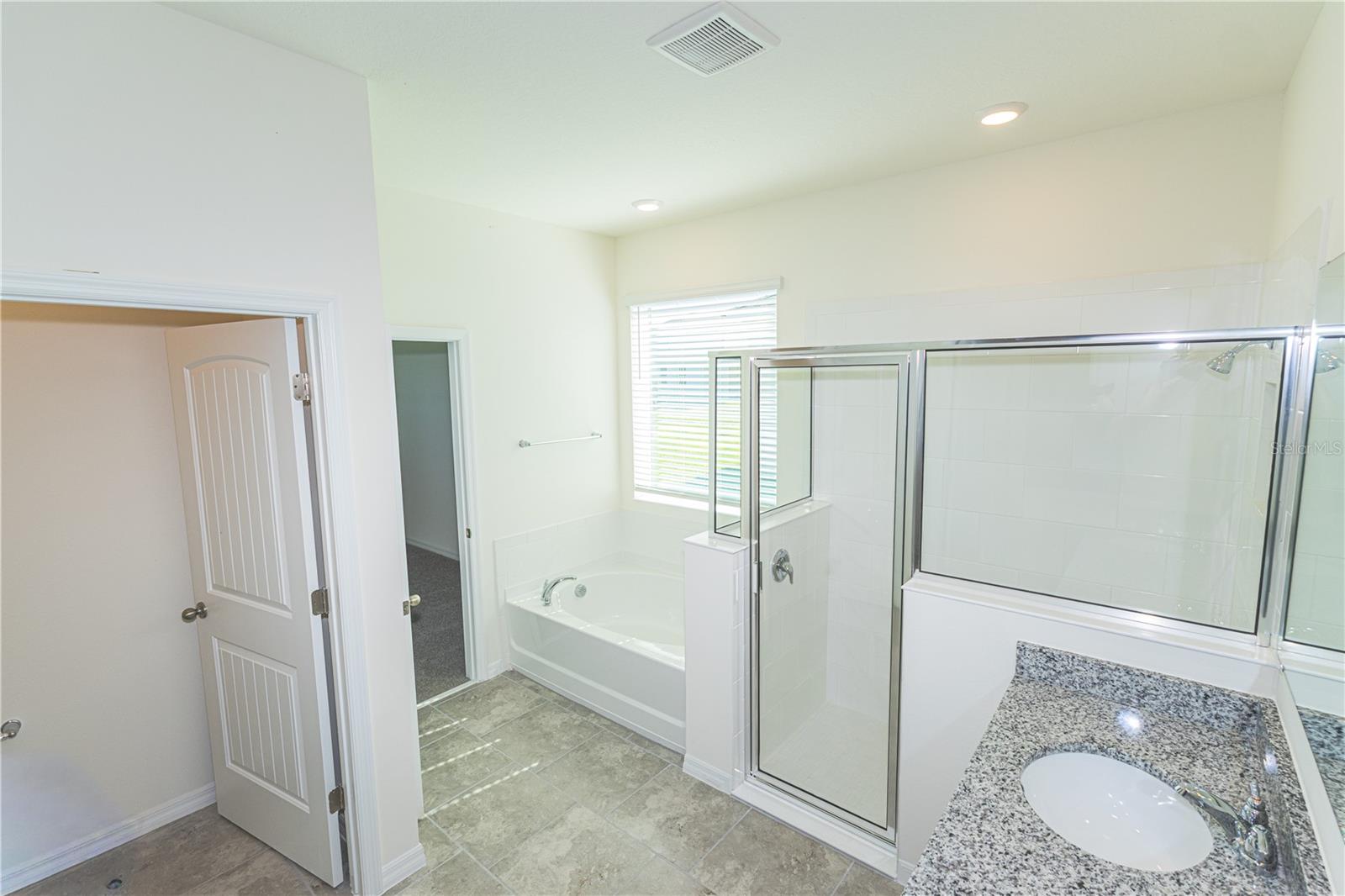 HARMONY WEST - Residential Lease