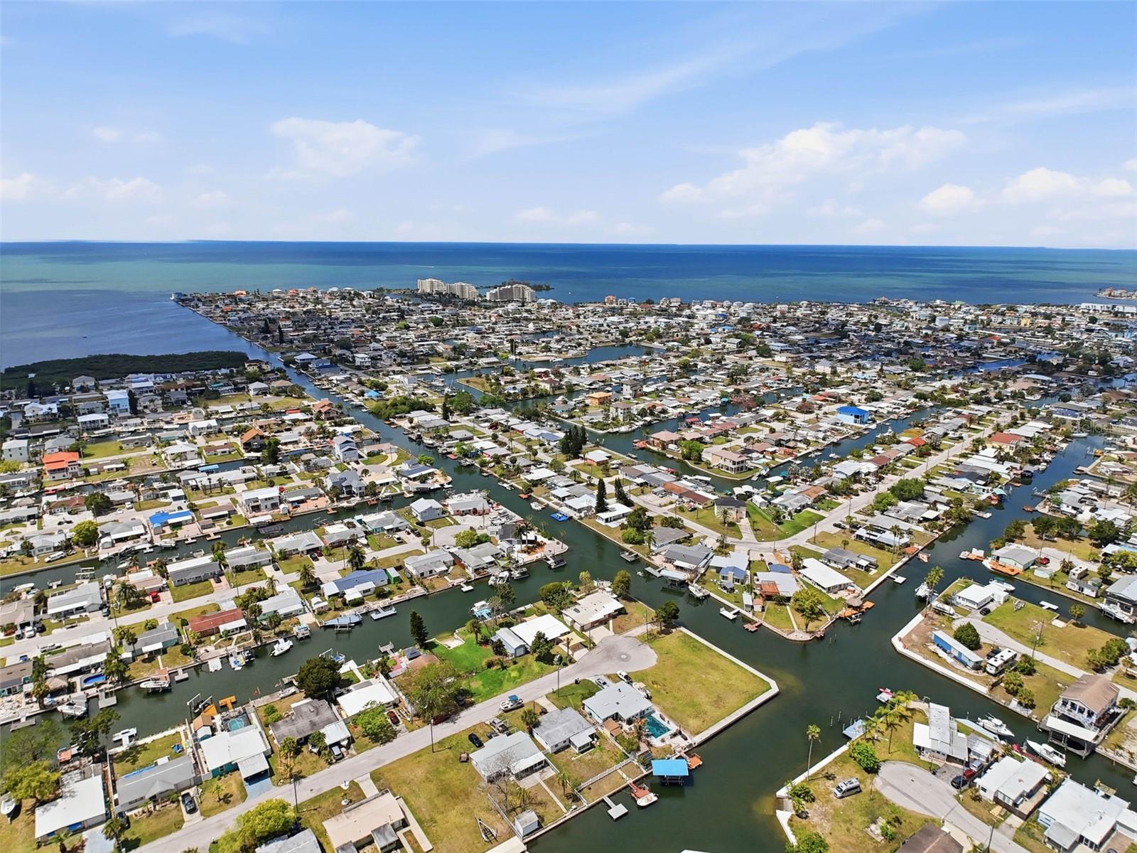 KILLARNEY SHORES TO THE GULF - Land