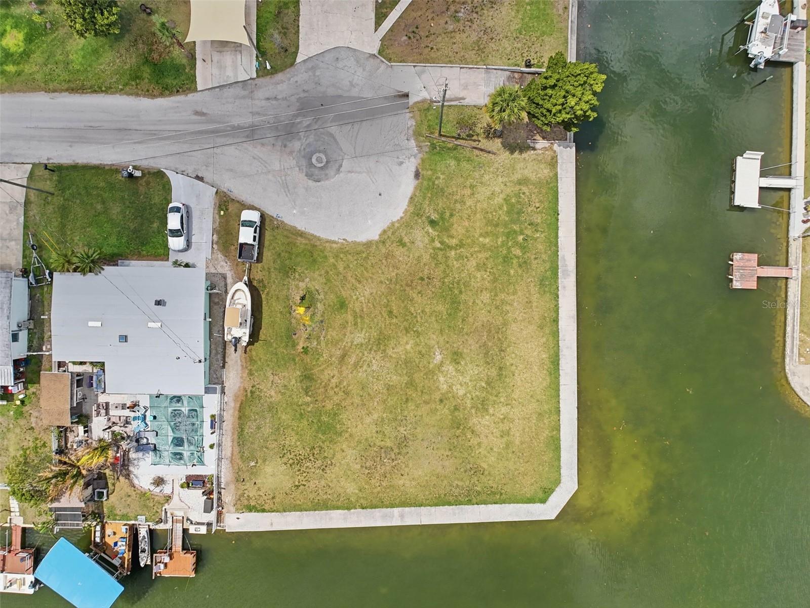 KILLARNEY SHORES TO THE GULF - Land