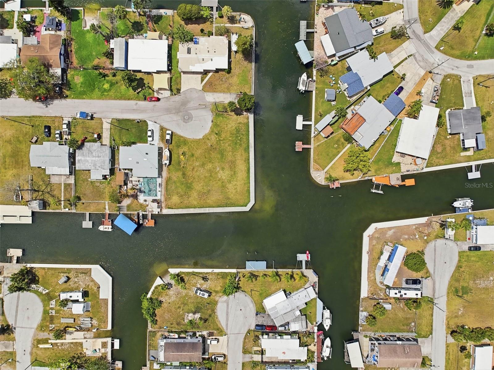 KILLARNEY SHORES TO THE GULF - Land