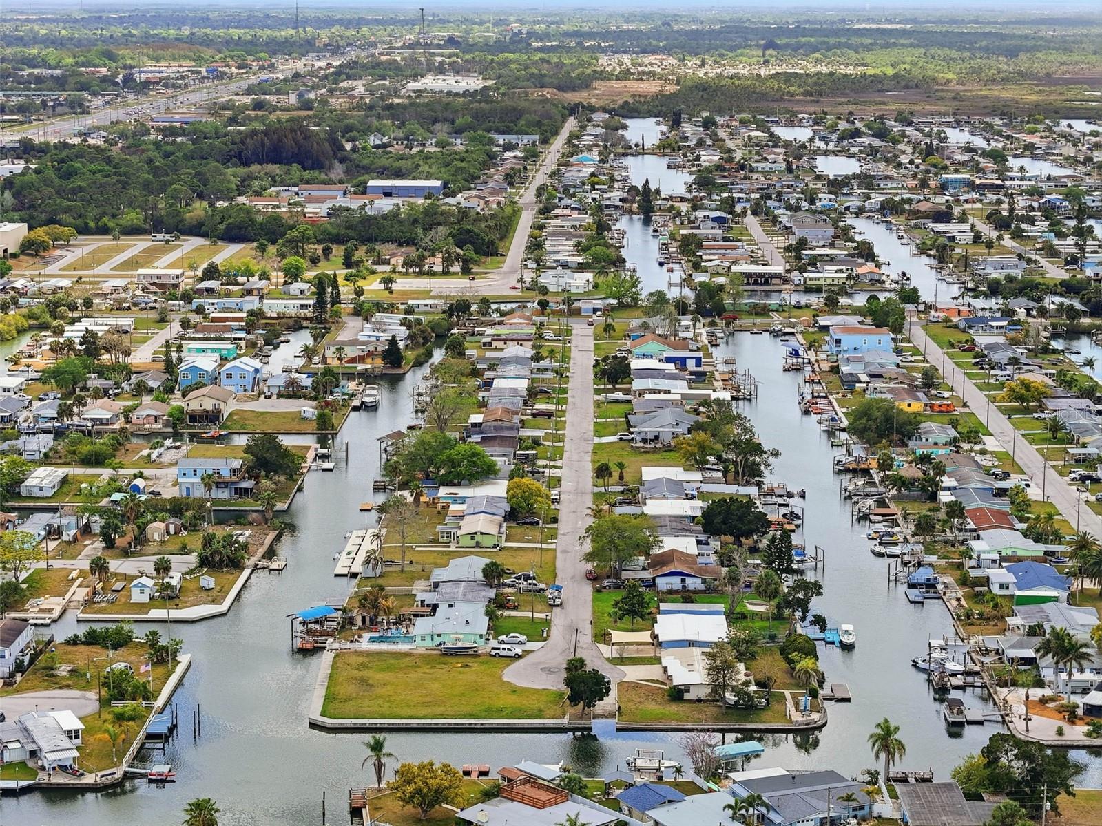 KILLARNEY SHORES TO THE GULF - Land
