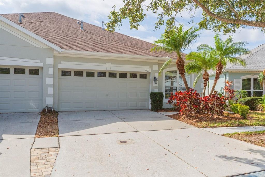 Photo of 7409 Surrey Wood Lane, Apollo Beach, FL 33572 (MLS # TB8478869)