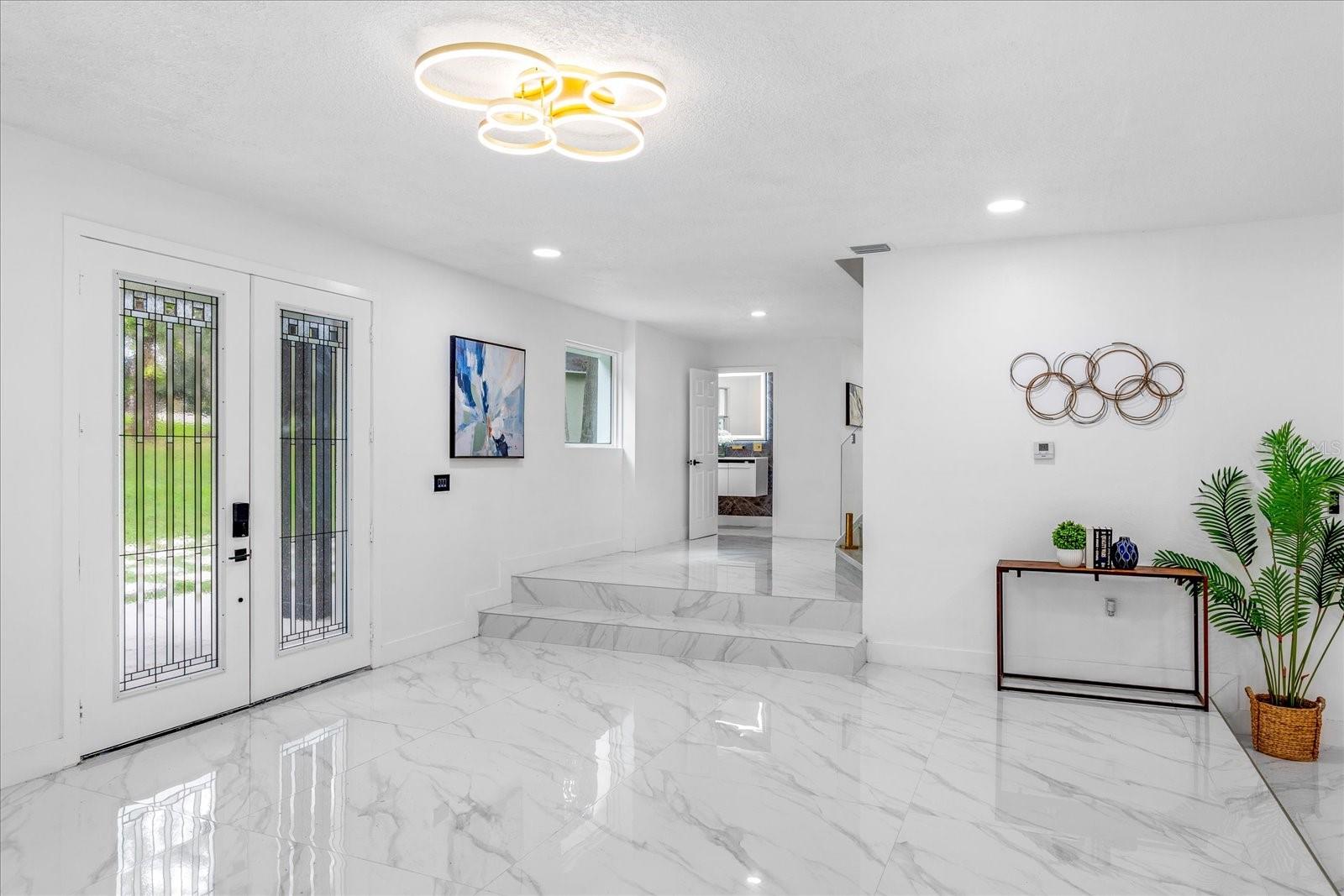 305 SWEETWATER CLUB CIRCLE