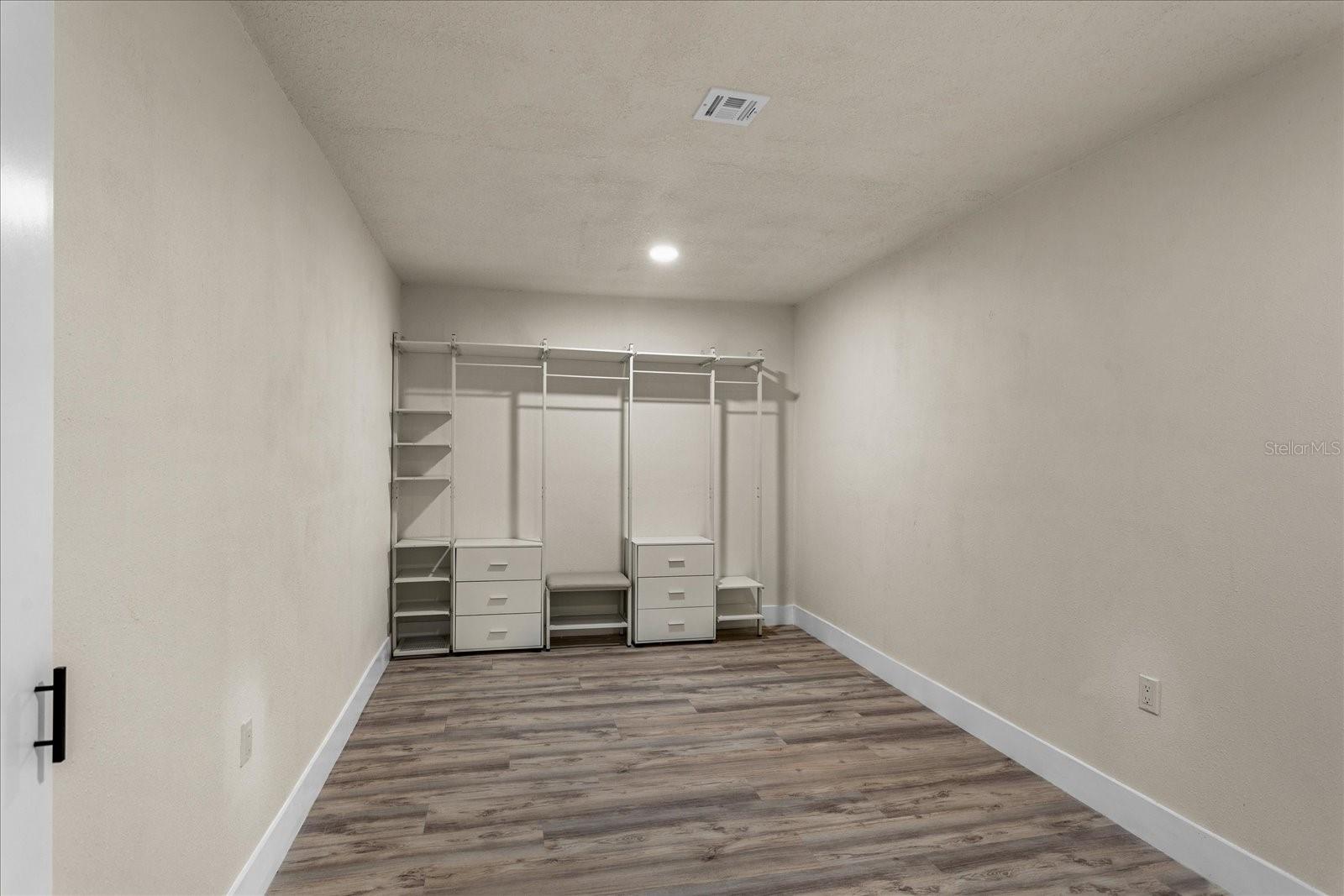SWEETWATER CLUB UNIT 1 - Residential