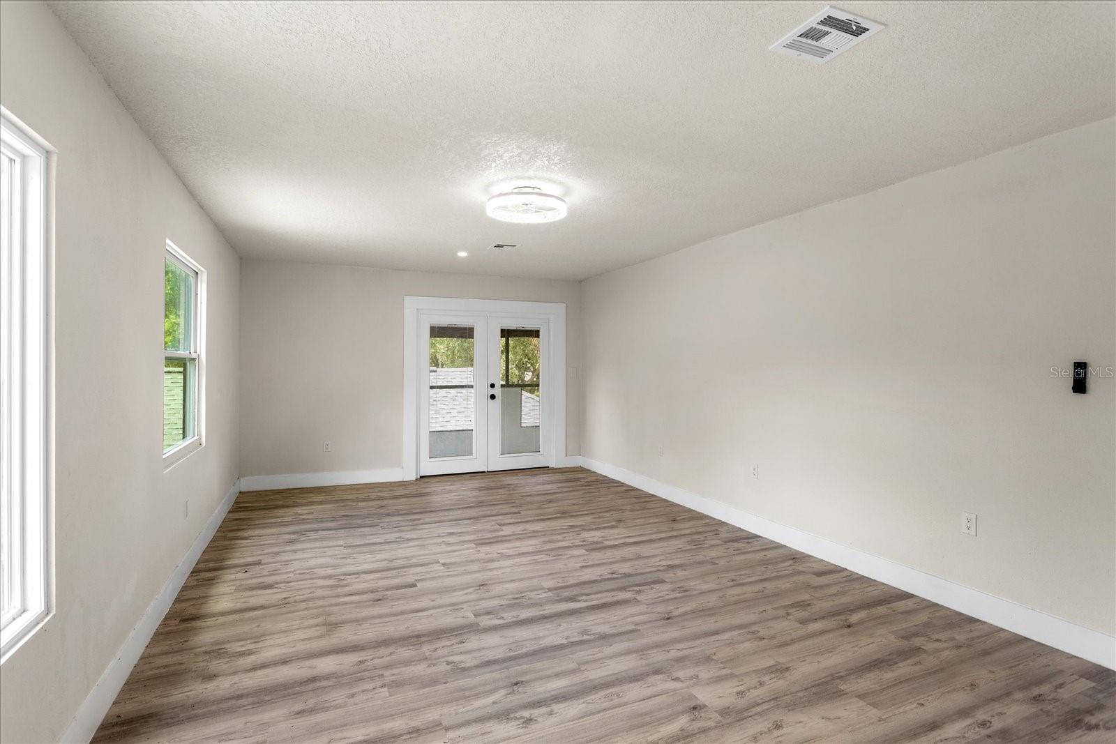 SWEETWATER CLUB UNIT 1 - Residential