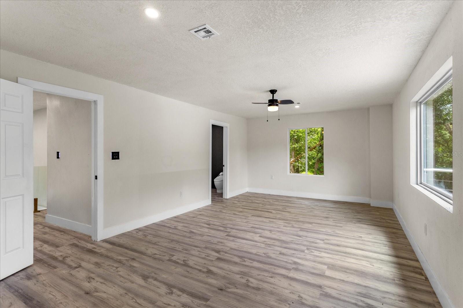 SWEETWATER CLUB UNIT 1 - Residential