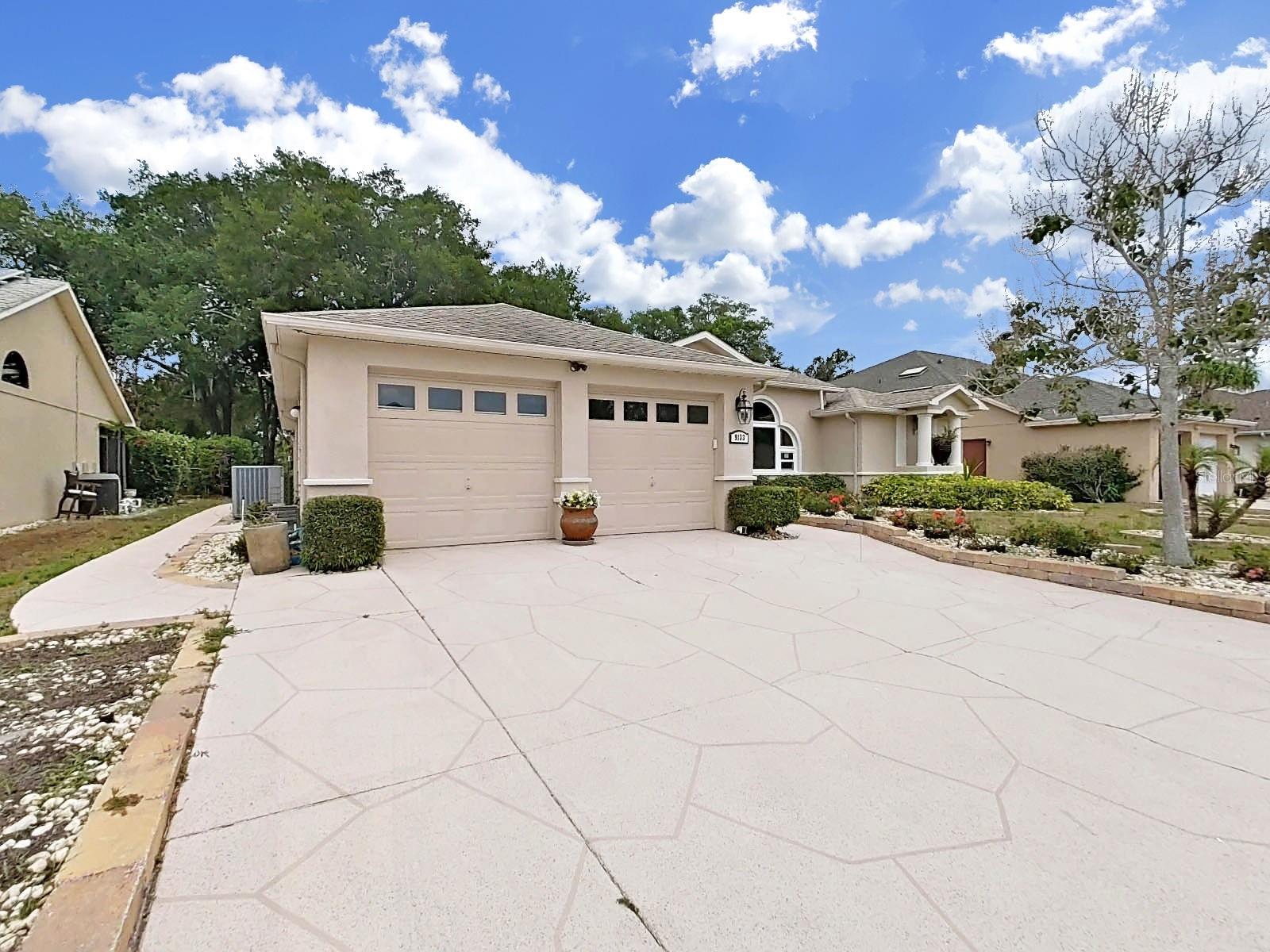 FAIRWAY OAKS - Residential