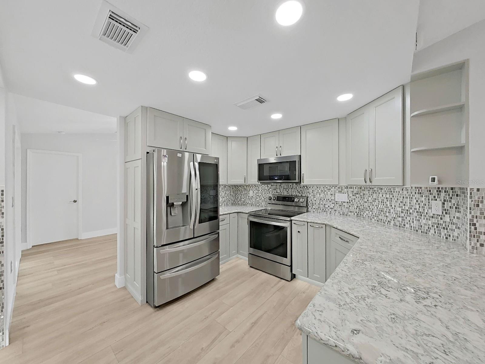 FAIRWAY OAKS - Residential