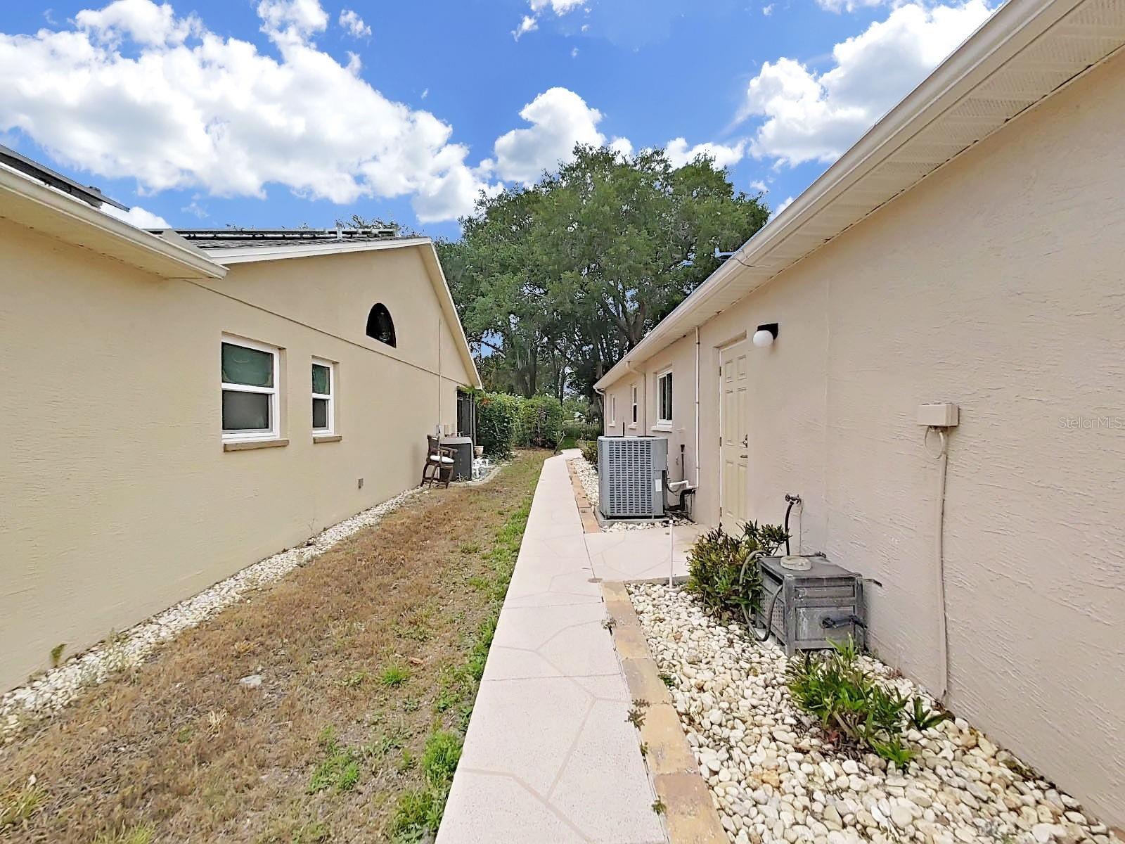 FAIRWAY OAKS - Residential