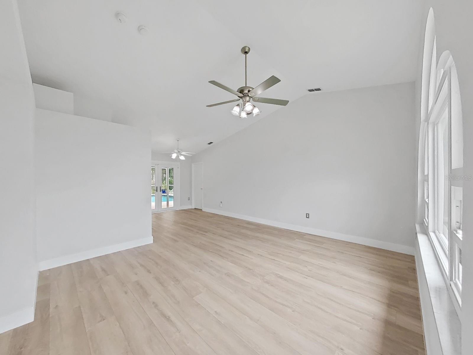 FAIRWAY OAKS - Residential