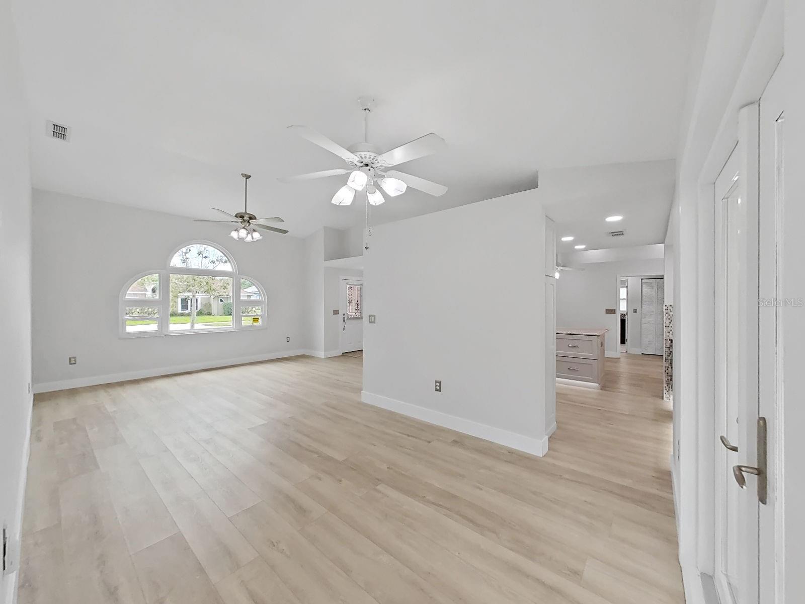 FAIRWAY OAKS - Residential