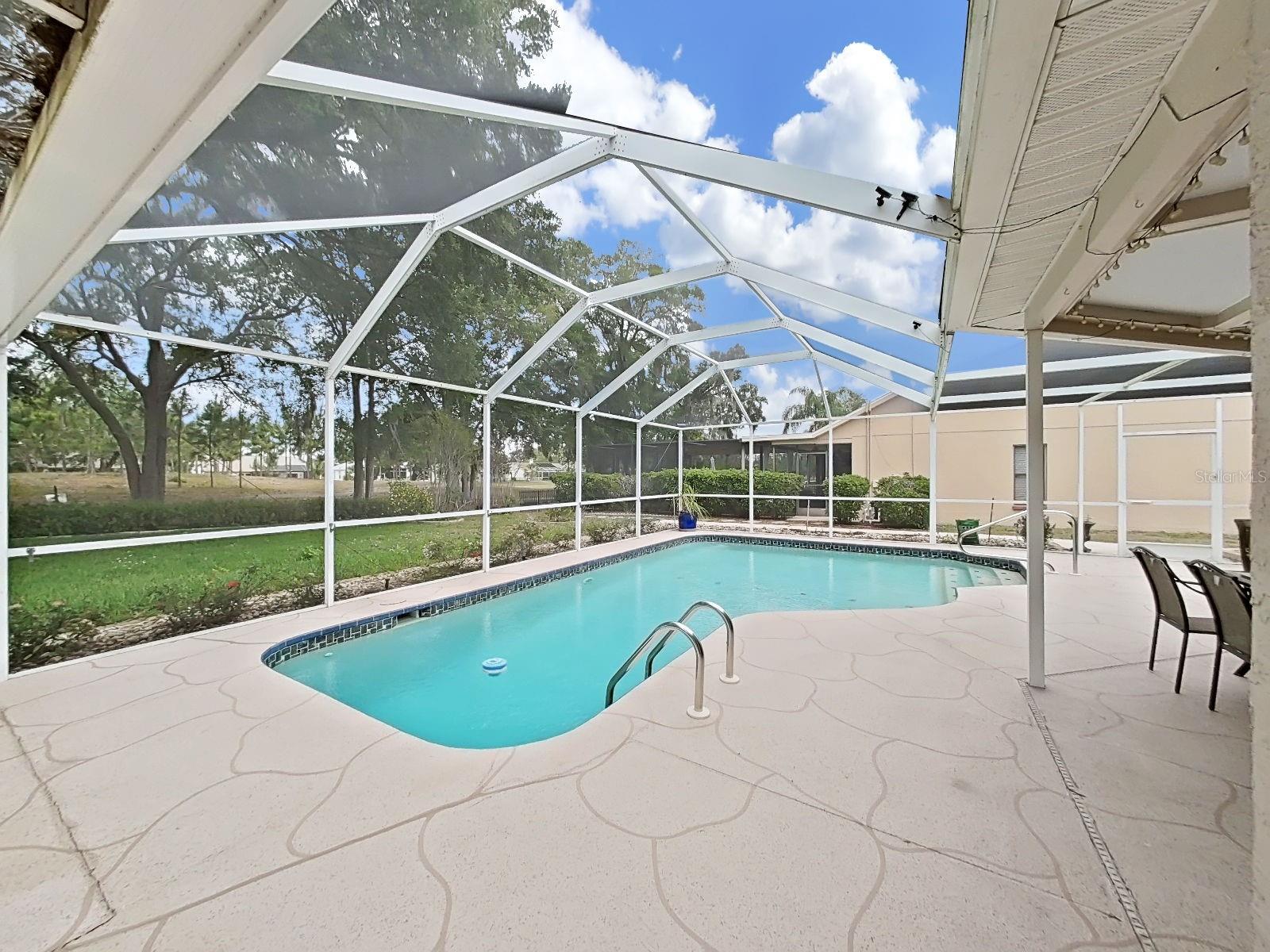 FAIRWAY OAKS - Residential