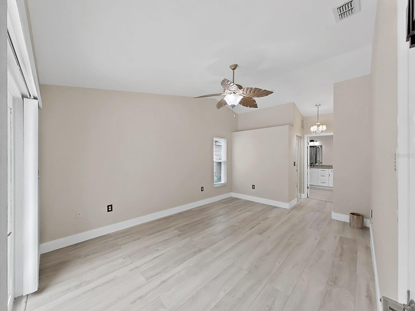 FAIRWAY OAKS - Residential