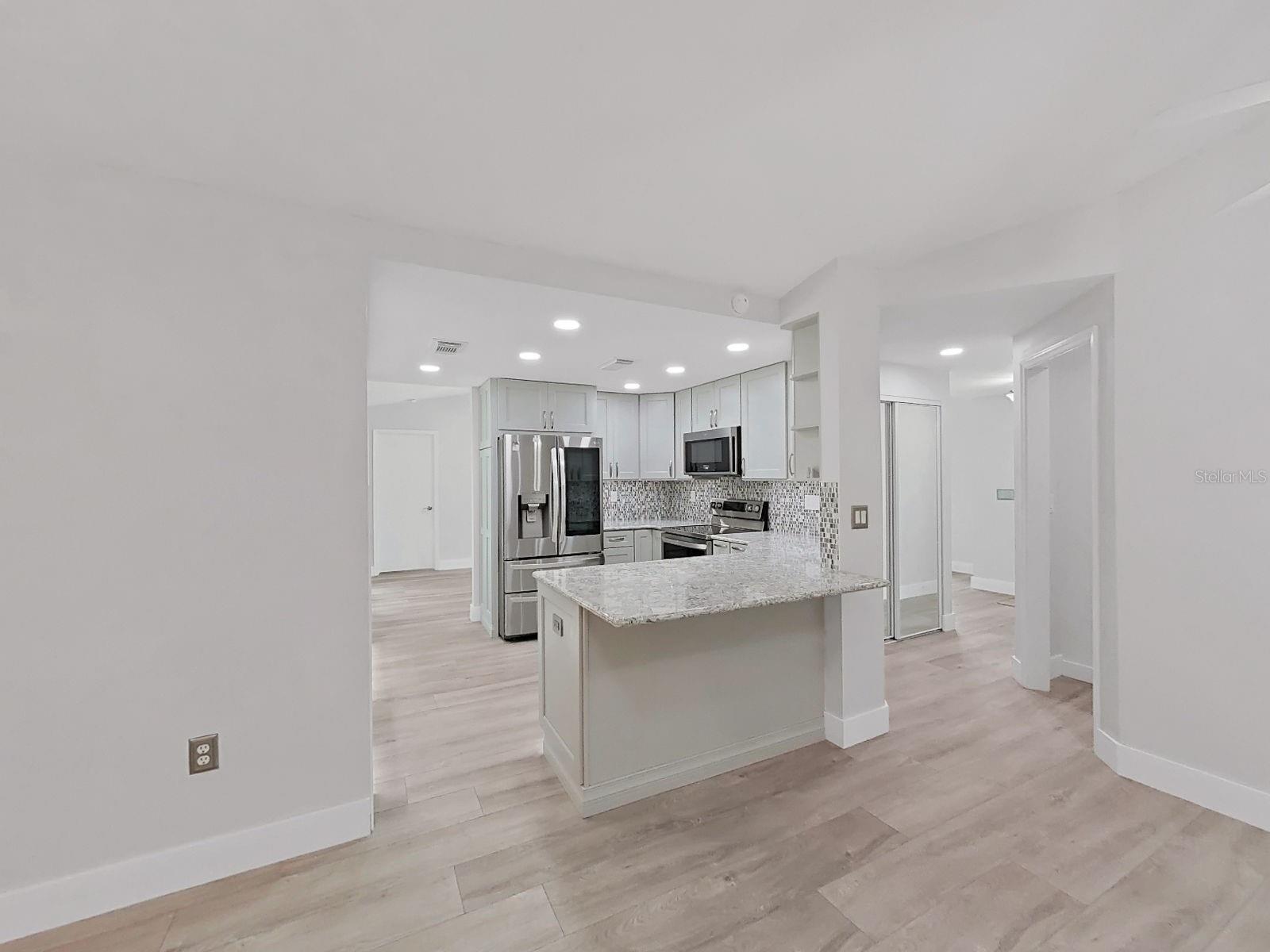 FAIRWAY OAKS - Residential