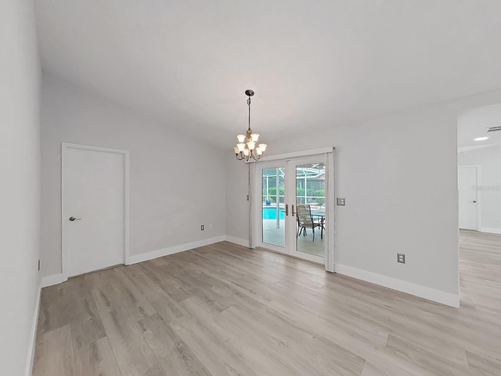 FAIRWAY OAKS - Residential