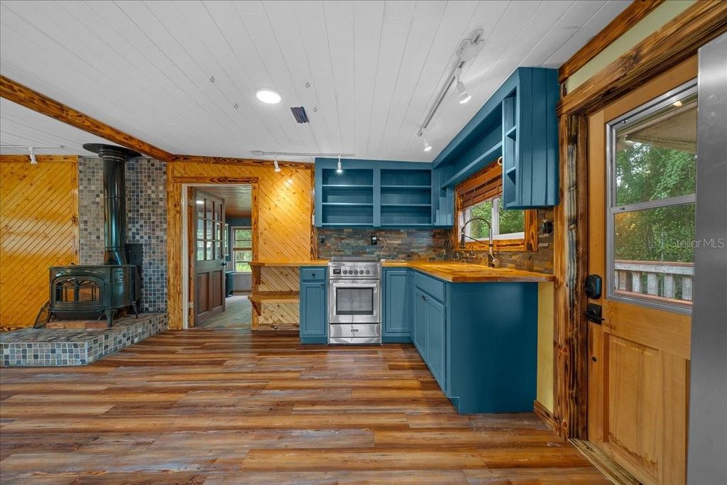 Photo of 25094 NE 132nd Lane, Salt Springs, FL 32134 (MLS # OM718068)