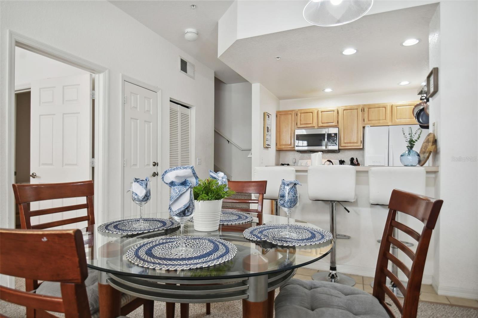 VENETIAN BAY VILLAGE CONDO PH 1 - Residential Lease