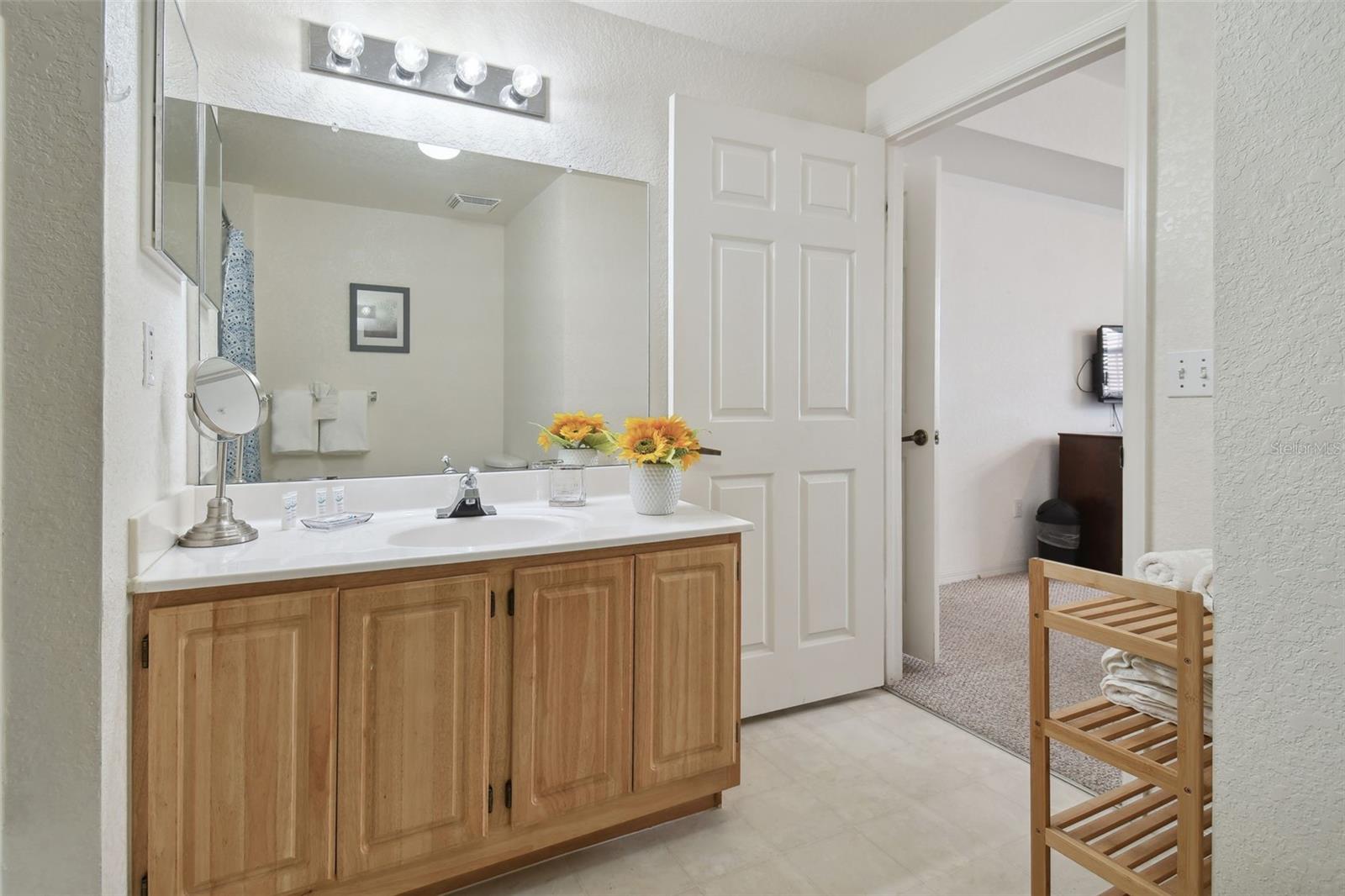 VENETIAN BAY VILLAGE CONDO PH 1 - Residential Lease