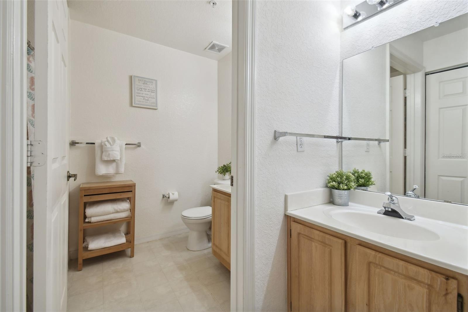 VENETIAN BAY VILLAGE CONDO PH 1 - Residential Lease