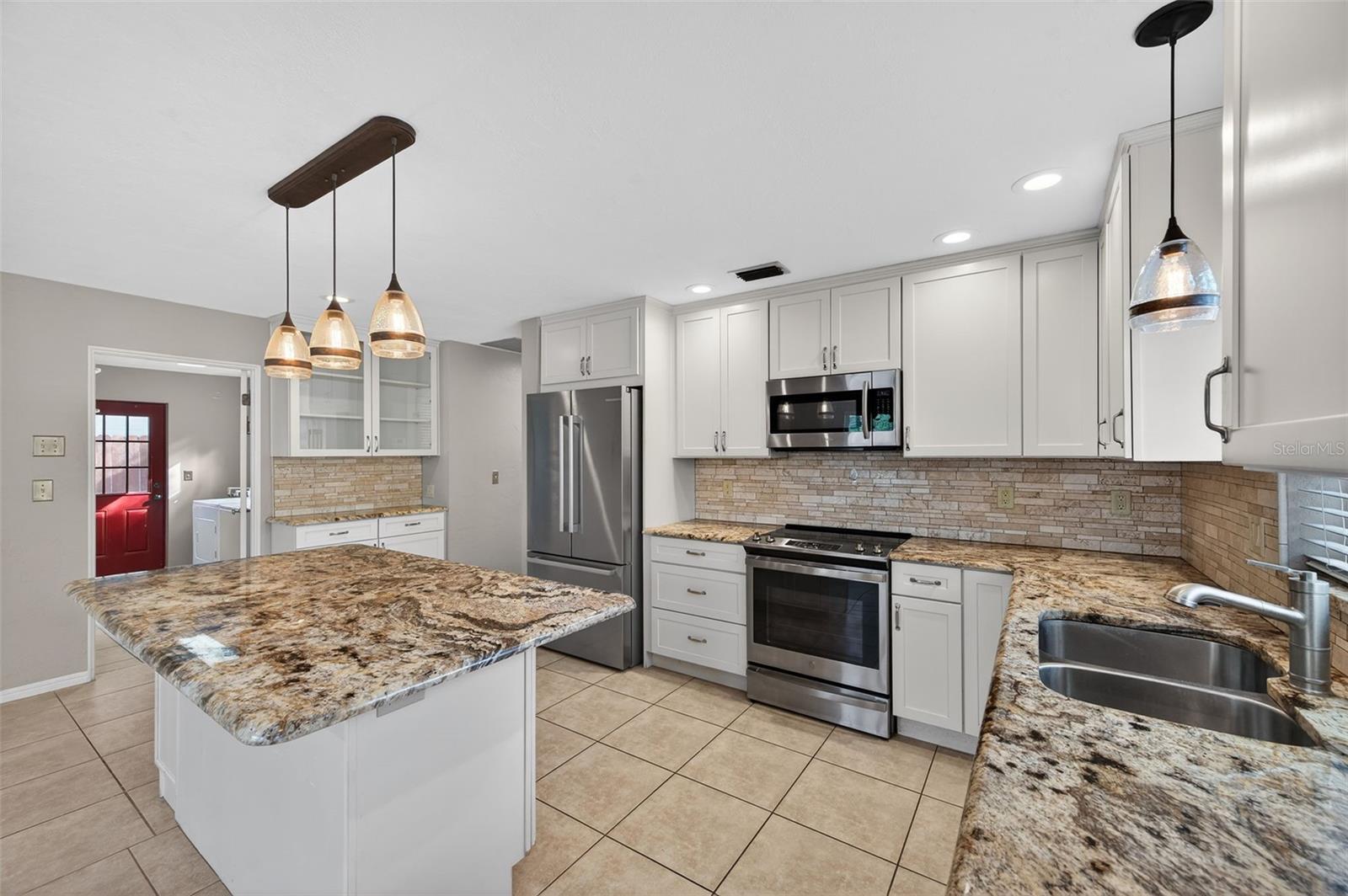 JUNGLE TERRACE SEC A - Residential