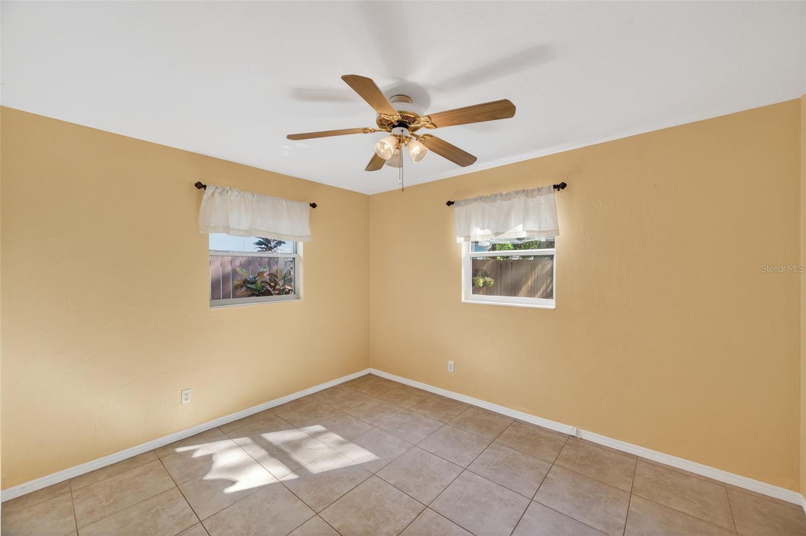 JUNGLE TERRACE SEC A - Residential