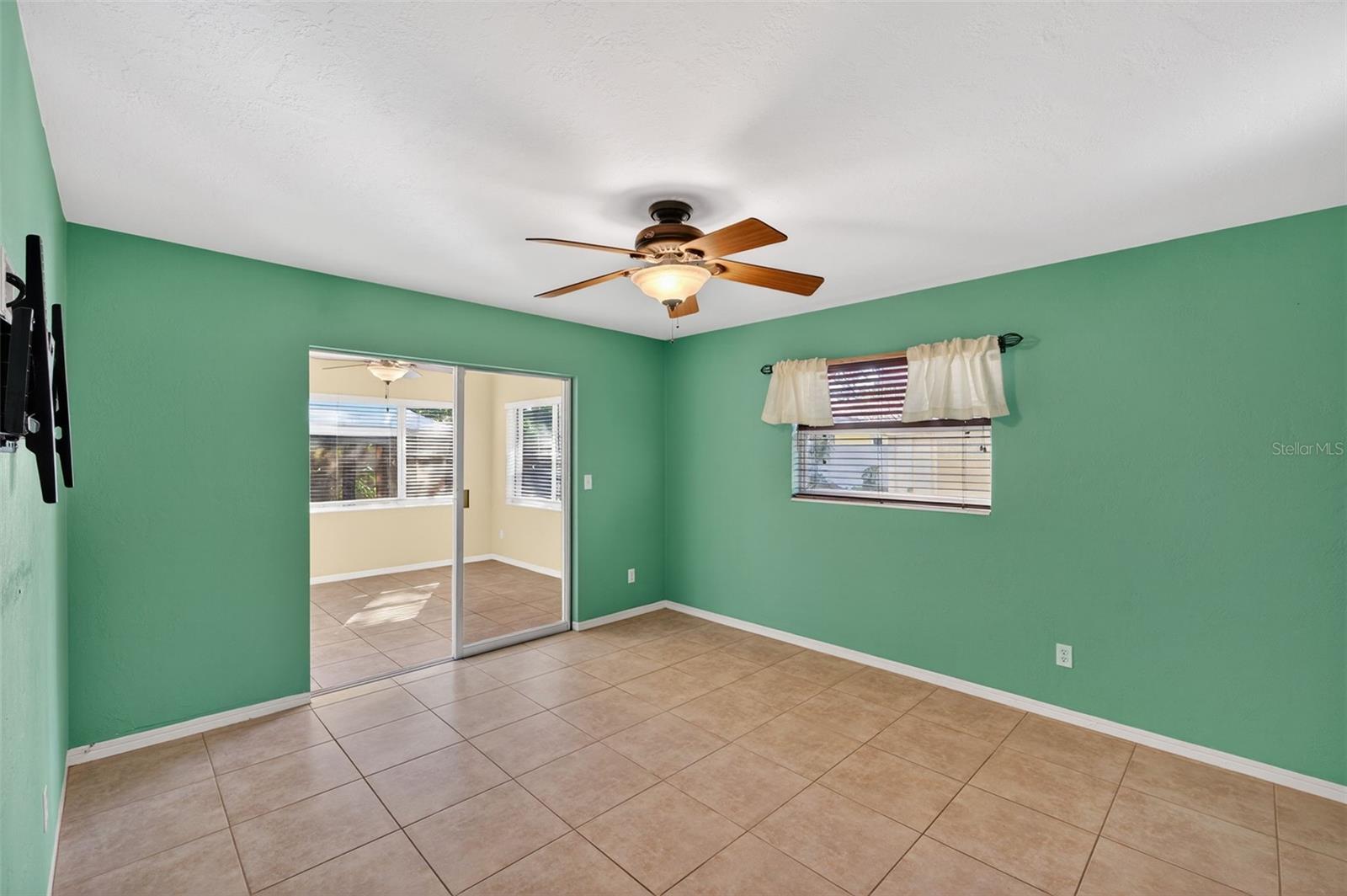 JUNGLE TERRACE SEC A - Residential