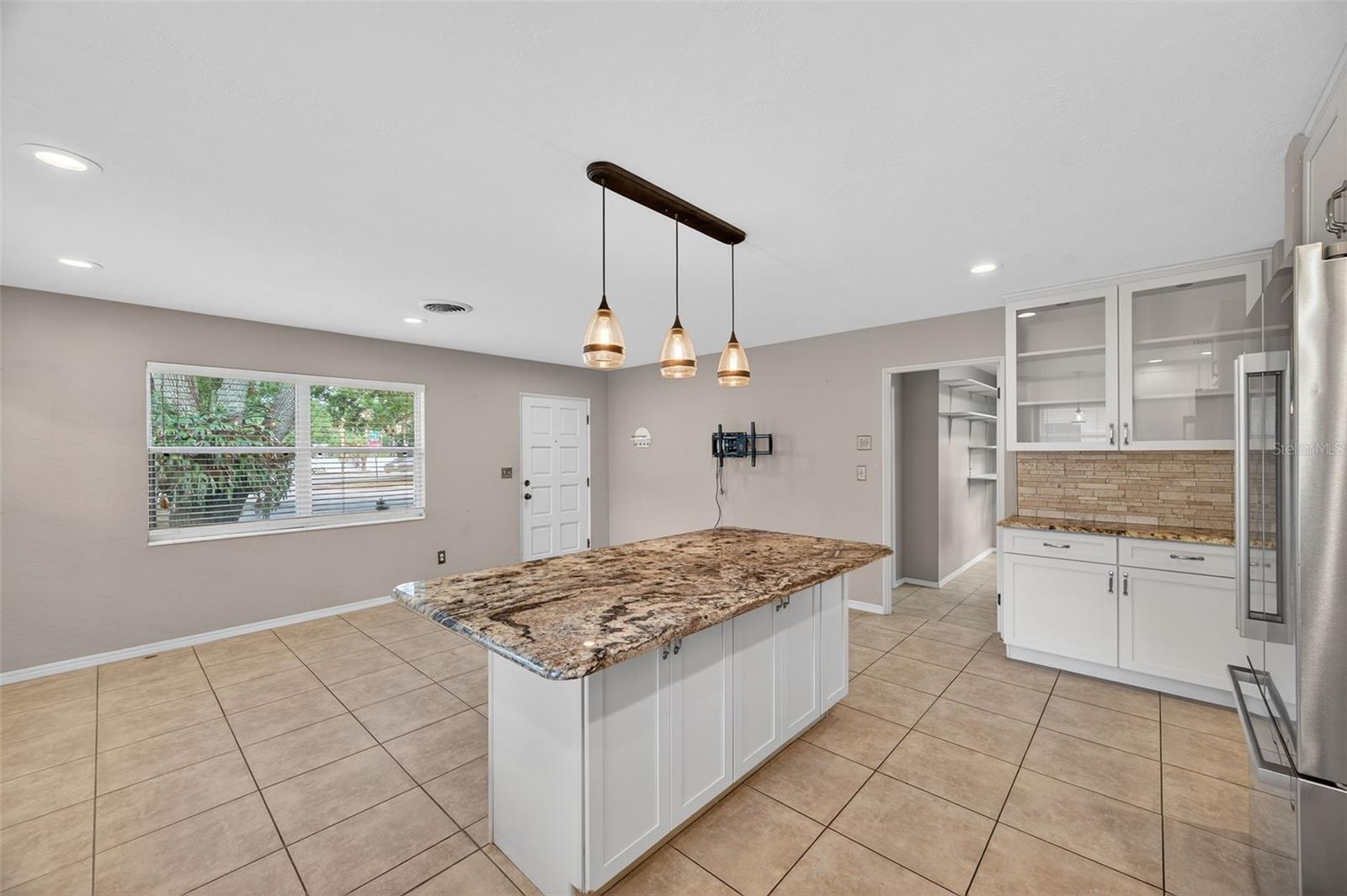 JUNGLE TERRACE SEC A - Residential