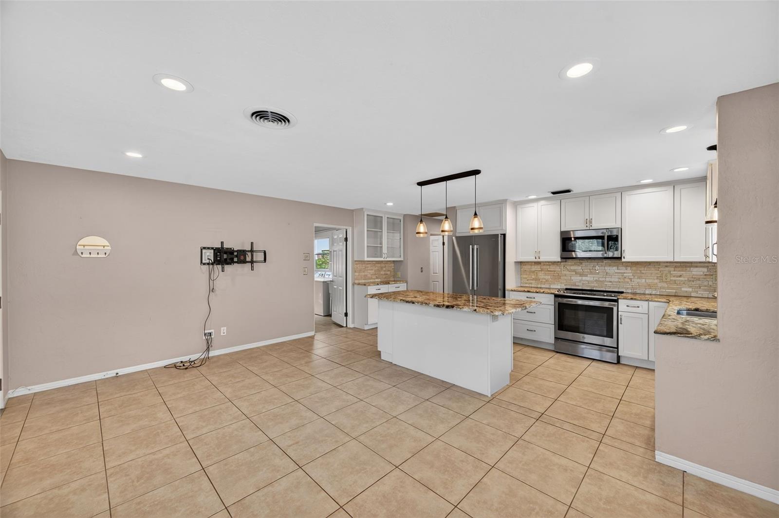 JUNGLE TERRACE SEC A - Residential