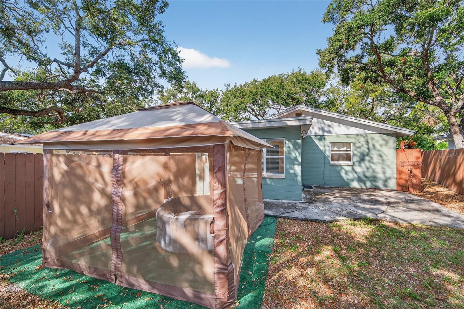 JUNGLE TERRACE SEC A - Residential