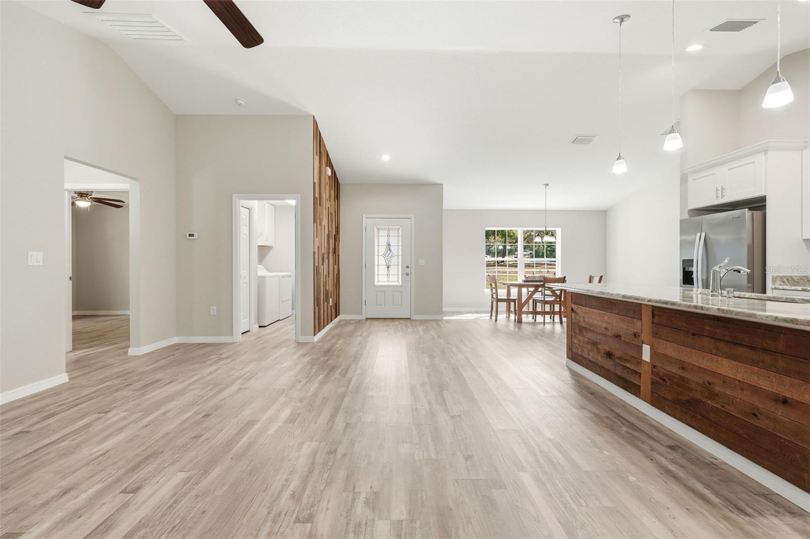 CITRUS SPGS UNIT 03 - Residential