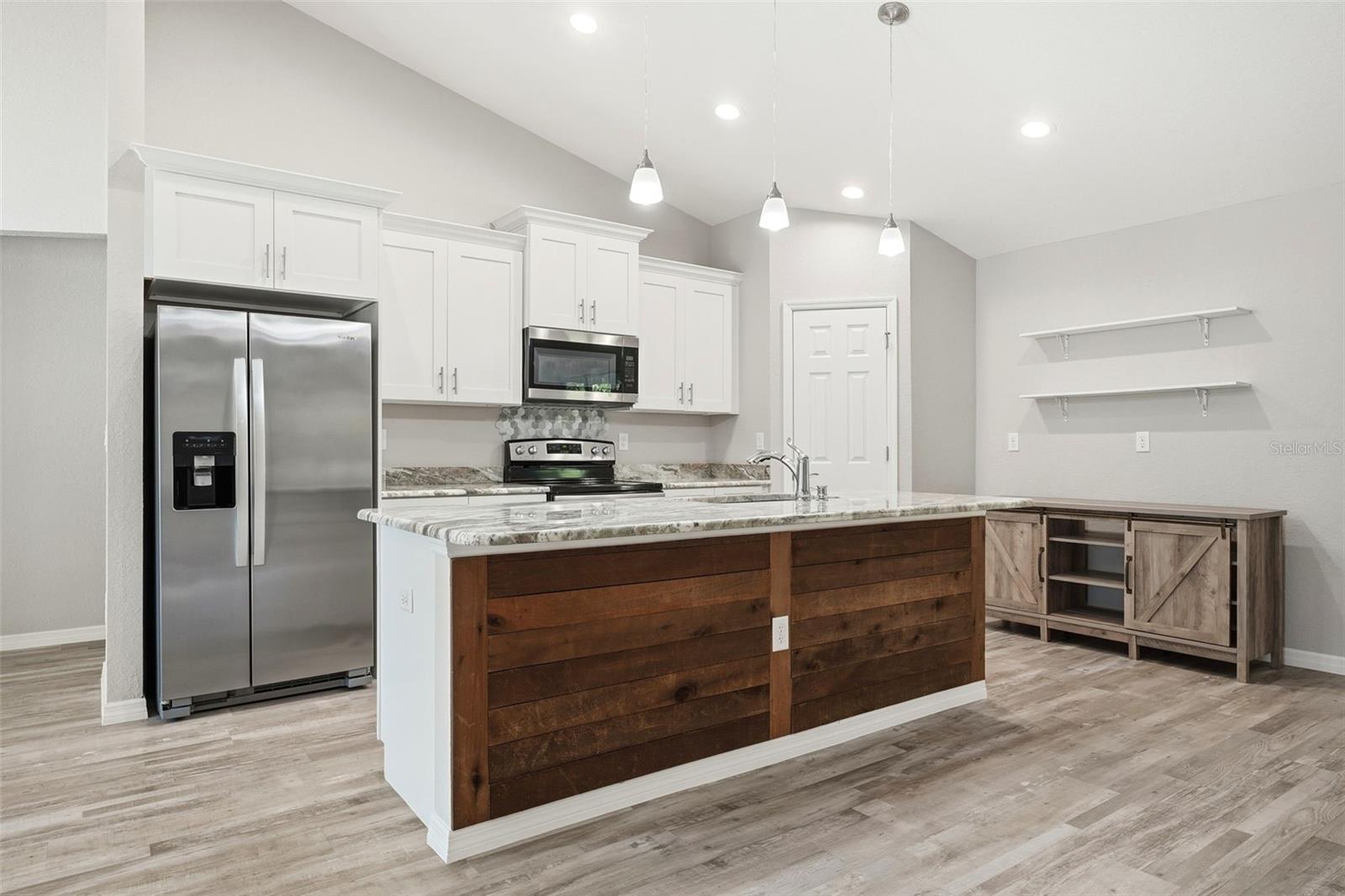 CITRUS SPGS UNIT 03 - Residential