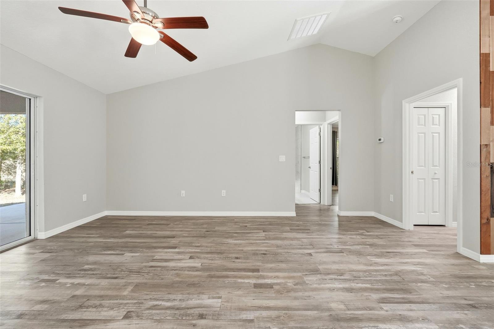 CITRUS SPGS UNIT 03 - Residential