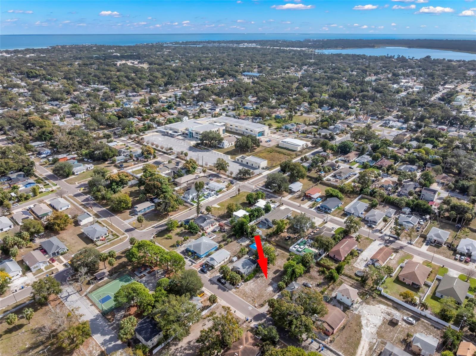 ARTIS SUB DELIA - Land