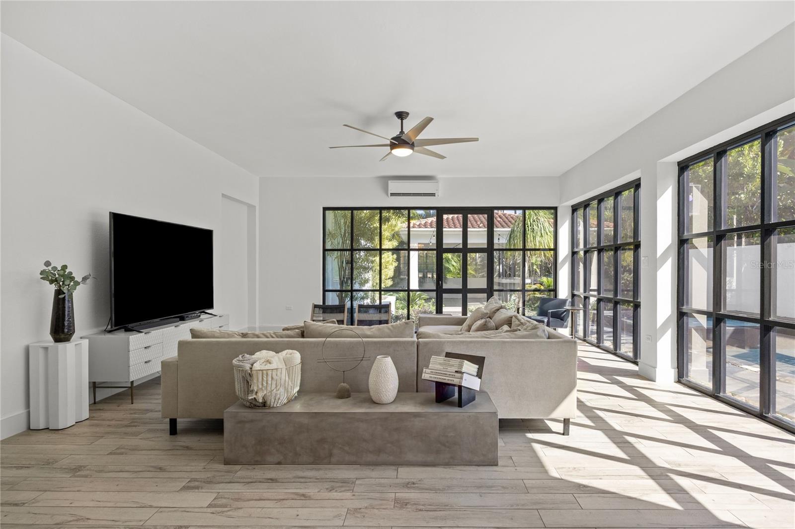 DORADO BEACH EAST - Residential