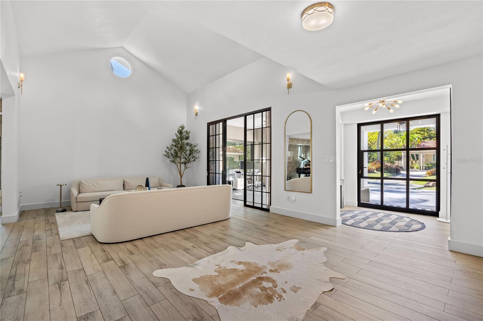 DORADO BEACH EAST - Residential