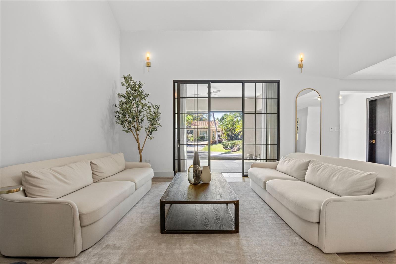 DORADO BEACH EAST - Residential