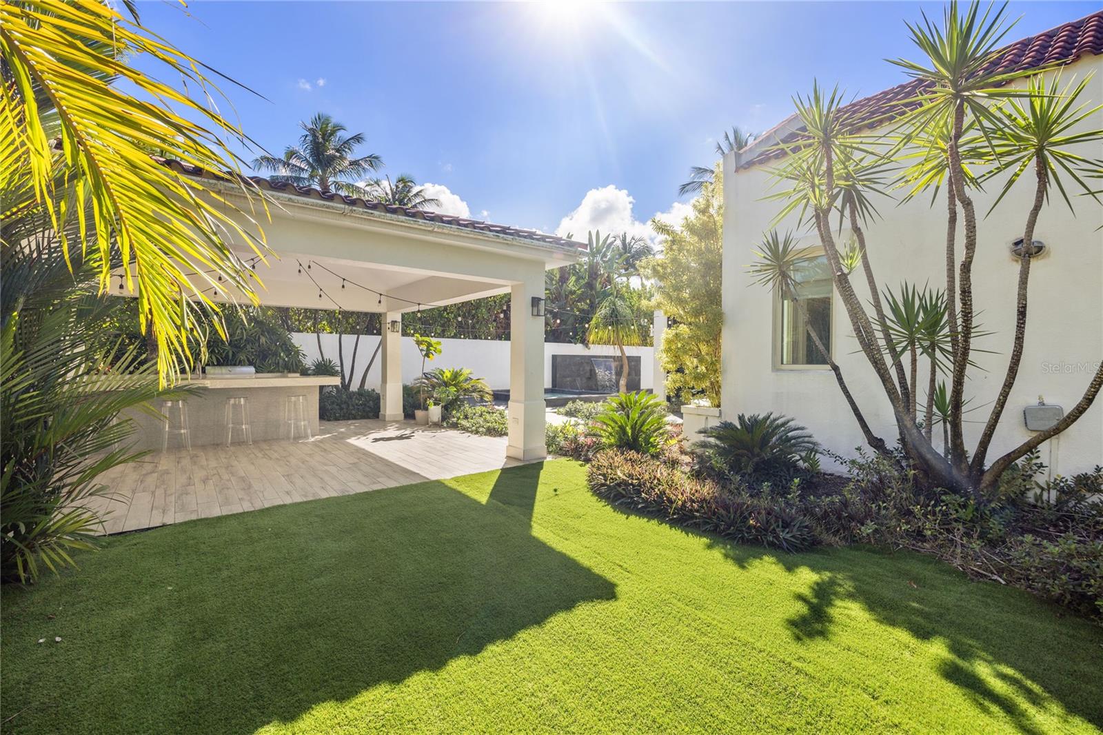 DORADO BEACH EAST - Residential