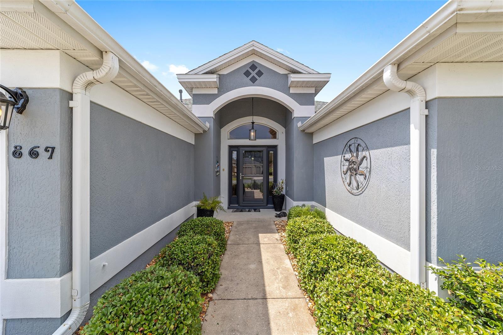 867 CASTLEBERRY CIRCLE