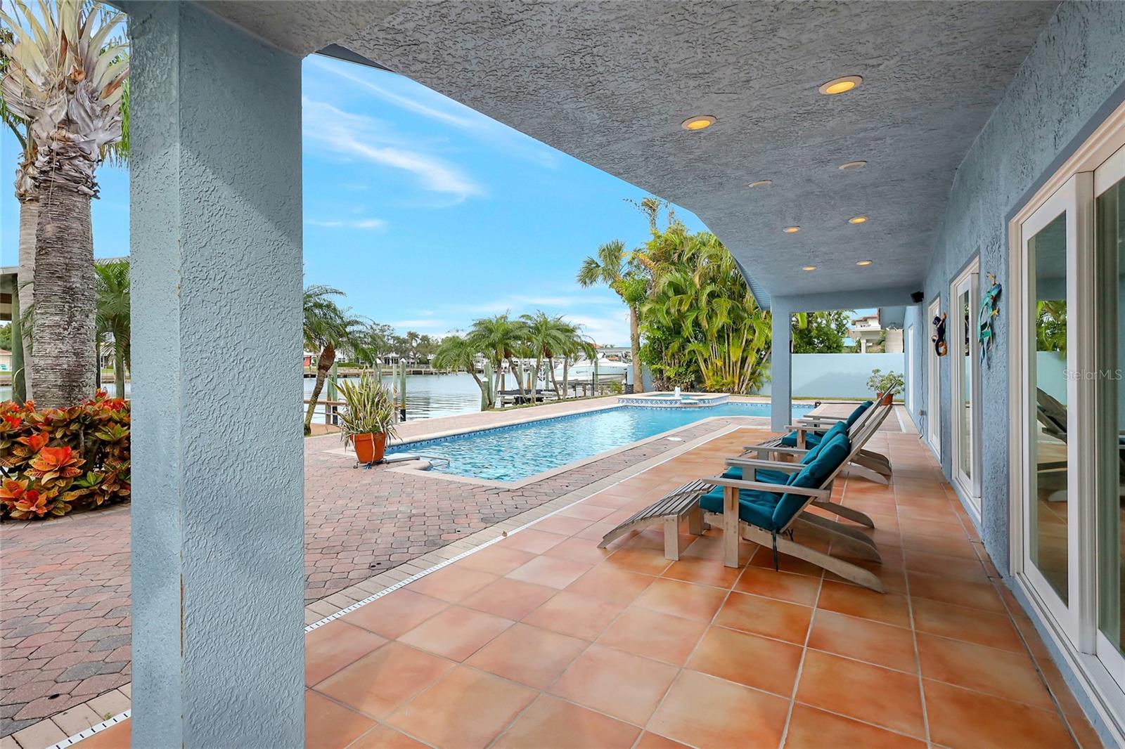 ISLAND ESTATES OF CLEARWATER - Residential