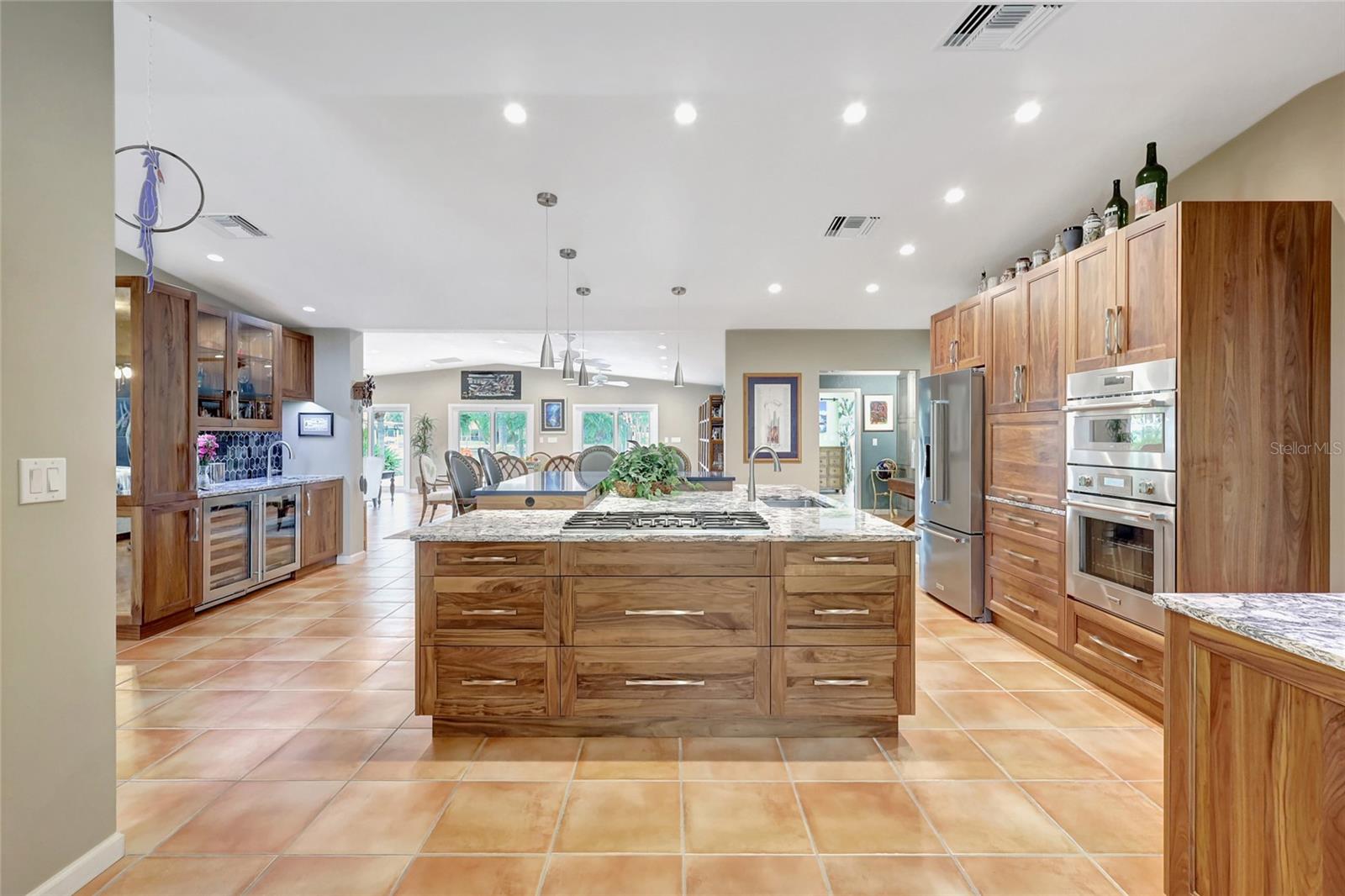 ISLAND ESTATES OF CLEARWATER - Residential