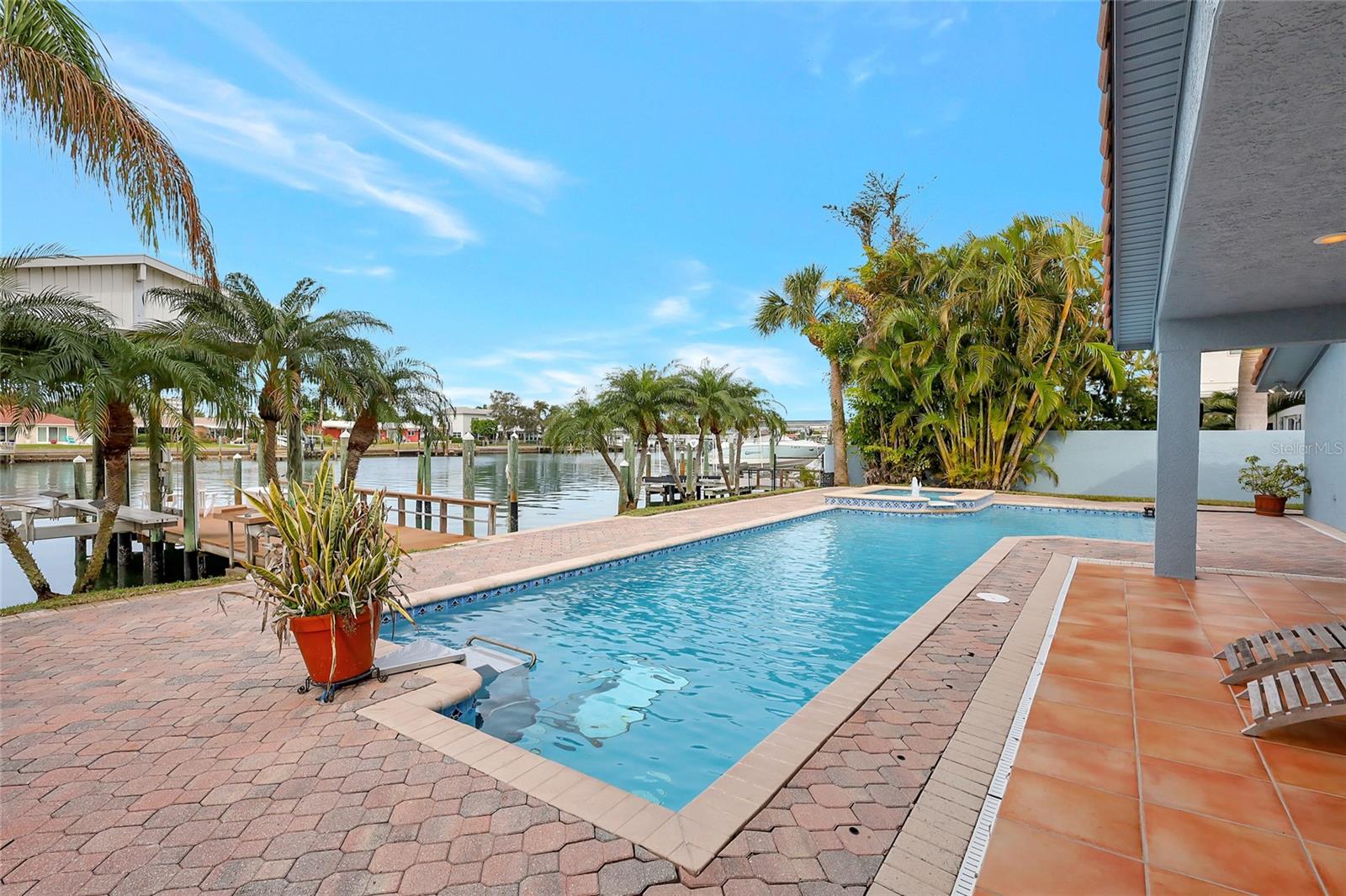 ISLAND ESTATES OF CLEARWATER - Residential