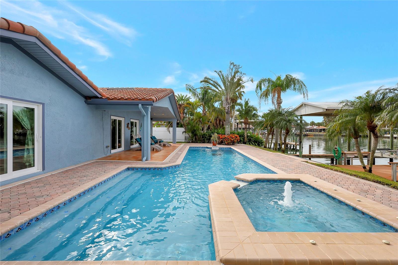 ISLAND ESTATES OF CLEARWATER - Residential