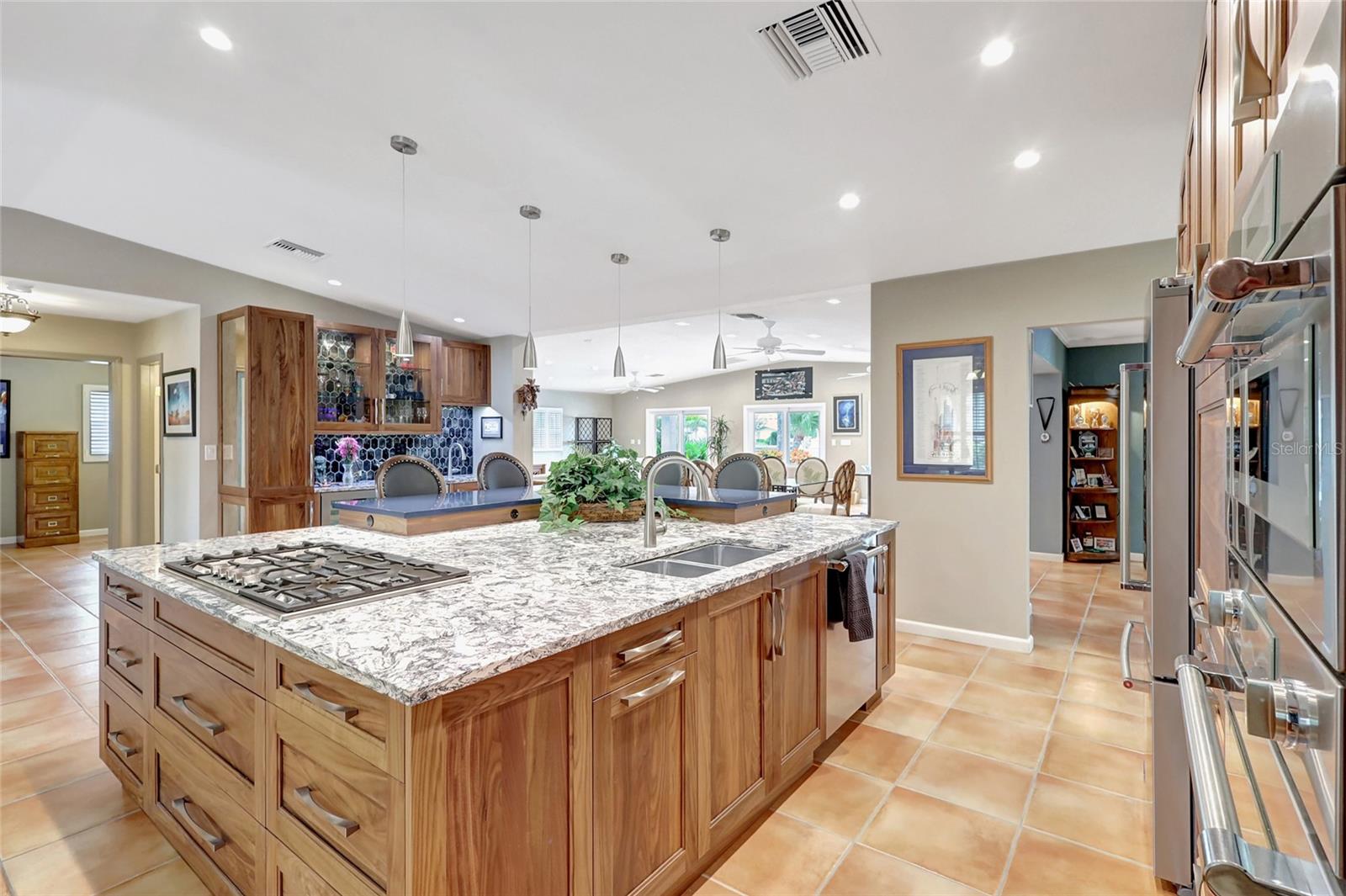 ISLAND ESTATES OF CLEARWATER - Residential