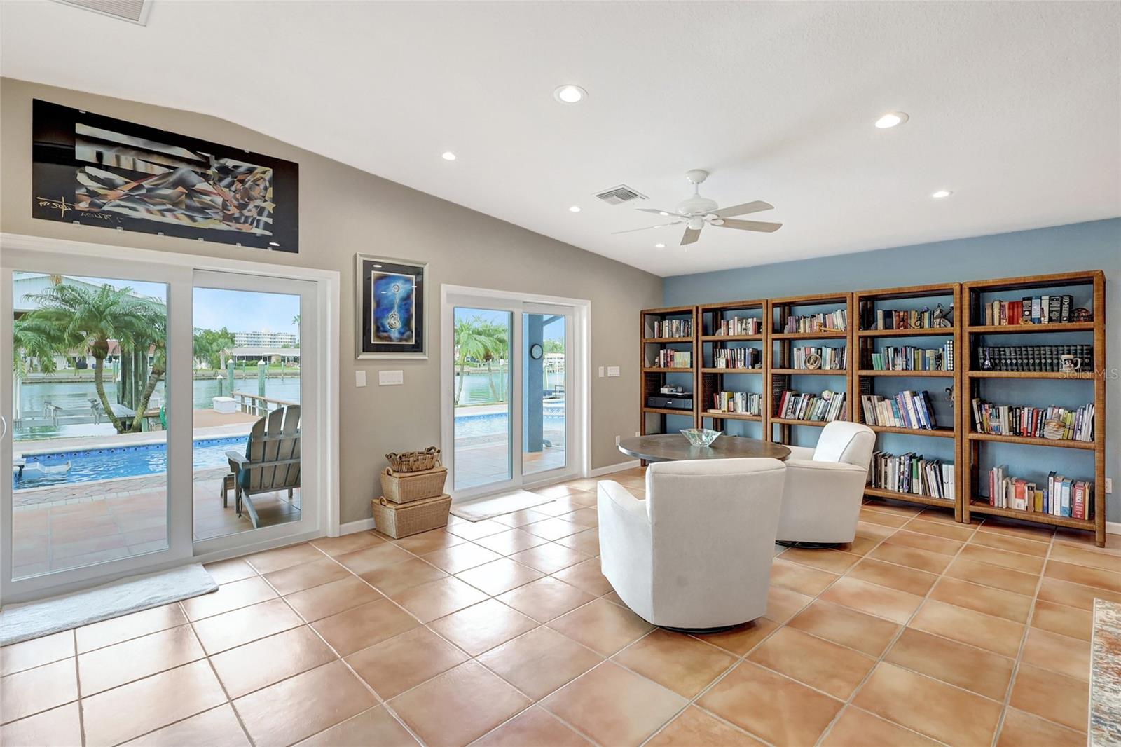 ISLAND ESTATES OF CLEARWATER - Residential